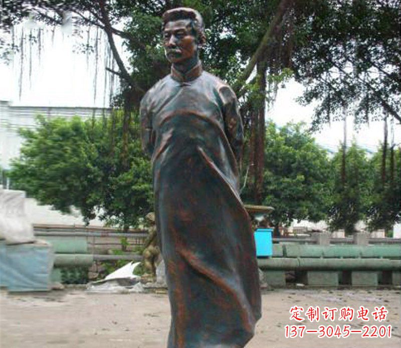 合肥铜雕校园鲁迅人物雕像摆件