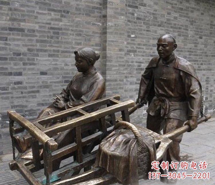 合肥推独轮车的人物铜雕