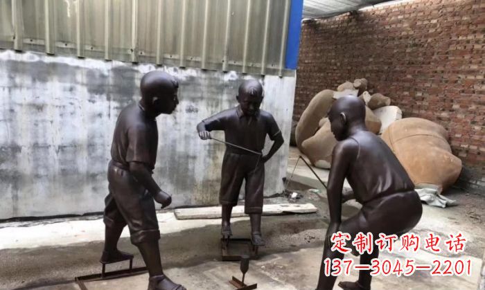 合肥玩陀螺人物铜雕 (2)
