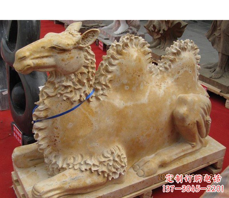 合肥晚霞红动物骆驼石雕