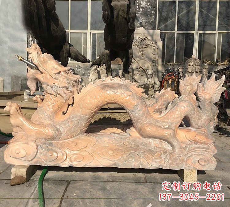 合肥晚霞红石雕喷水龙