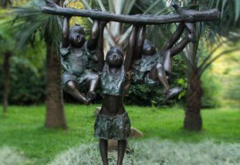 合肥铜雕树枝是中领雕塑专为儿童设计制作的一种…