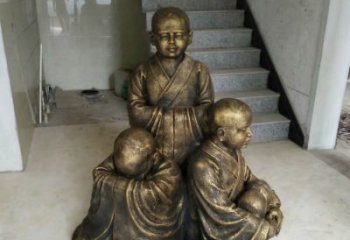 合肥中国领雕塑推出的金色佛祖三像是一件令人惊…
