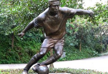 合肥踢足球铜雕体育运动人物雕塑