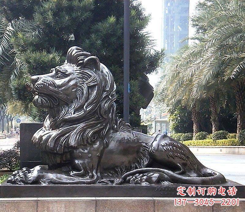 合肥卧着的西洋狮看门狮子铜雕