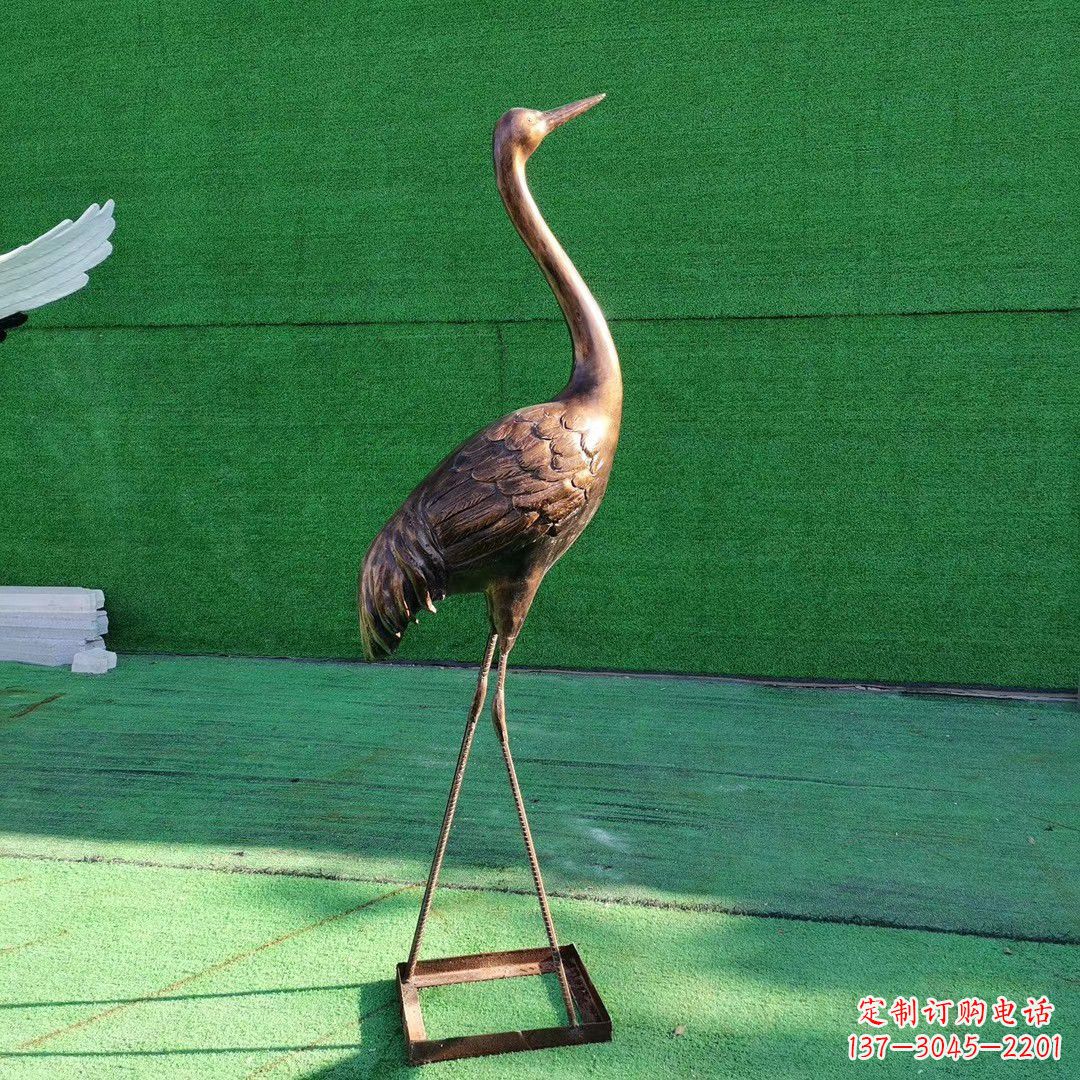 合肥仙鹤衔芝铜雕