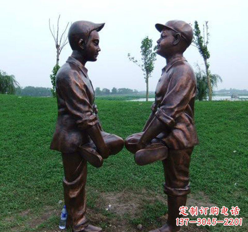 合肥小孩斗鸡铸铜雕塑