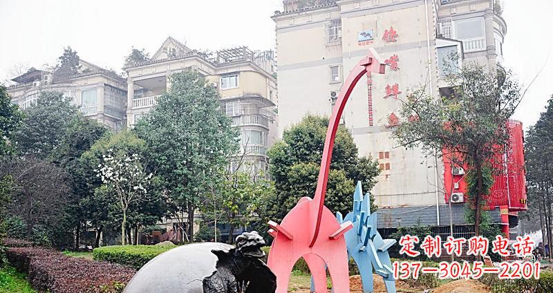 合肥小区破壳而出的小恐龙景观铜雕