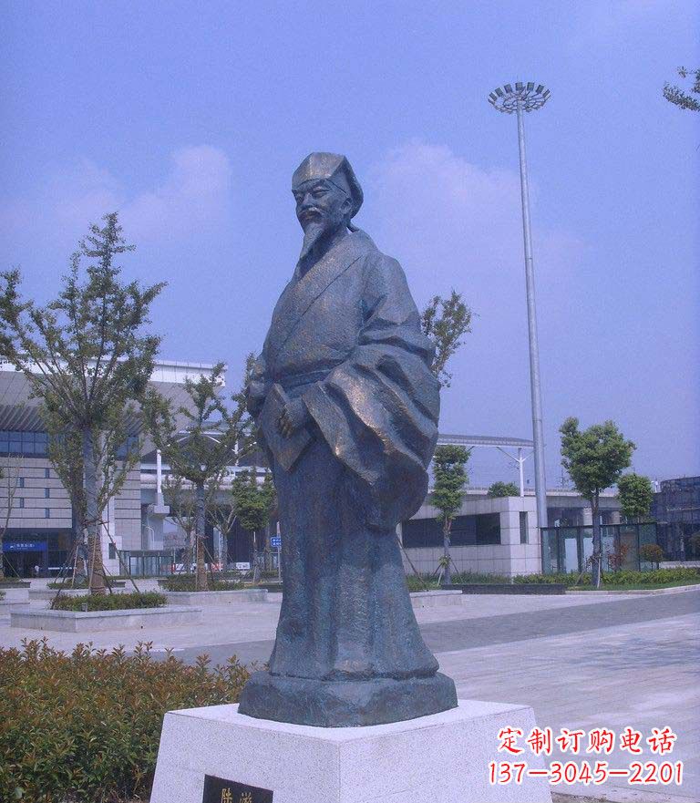 合肥校园陆游名人铜雕