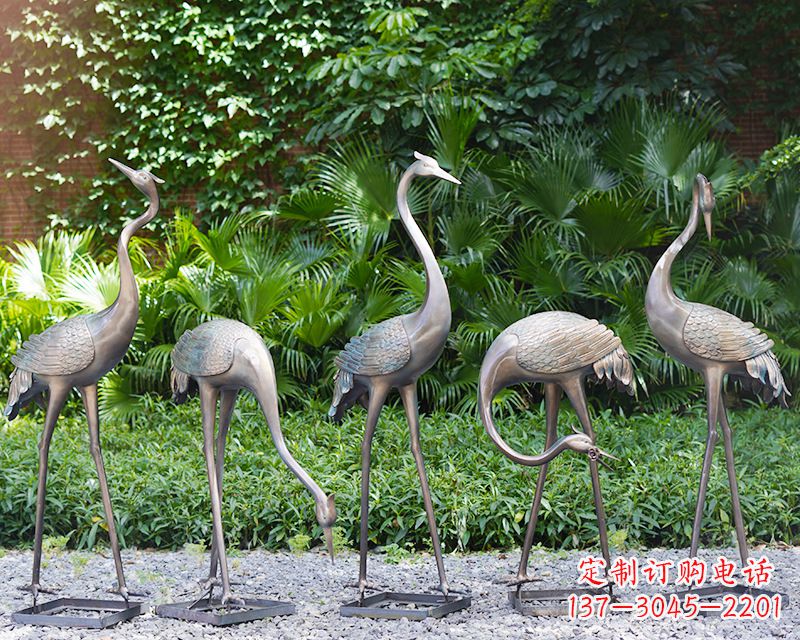 合肥写意仙鹤雕塑