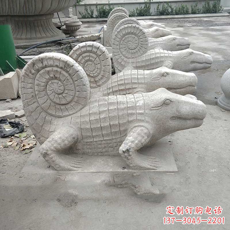 合肥园林水池水景鳄鱼砂岩喷水雕塑