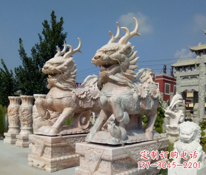 合肥招财神兽晚霞红石雕麒麟
