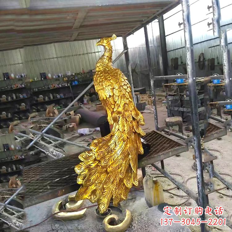 合肥中国古代传说中的瑞鸟凤凰鎏金铜雕