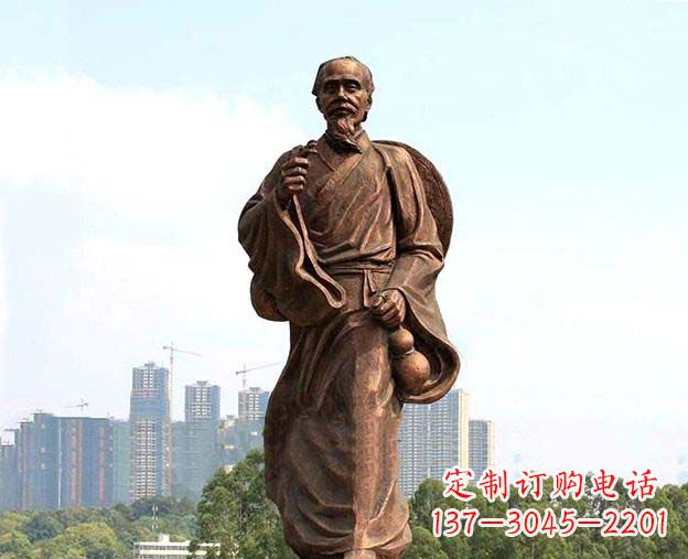 合肥中华古代名医华佗铜雕像