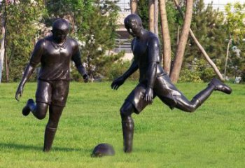 合肥园林踢足球人物铜雕
