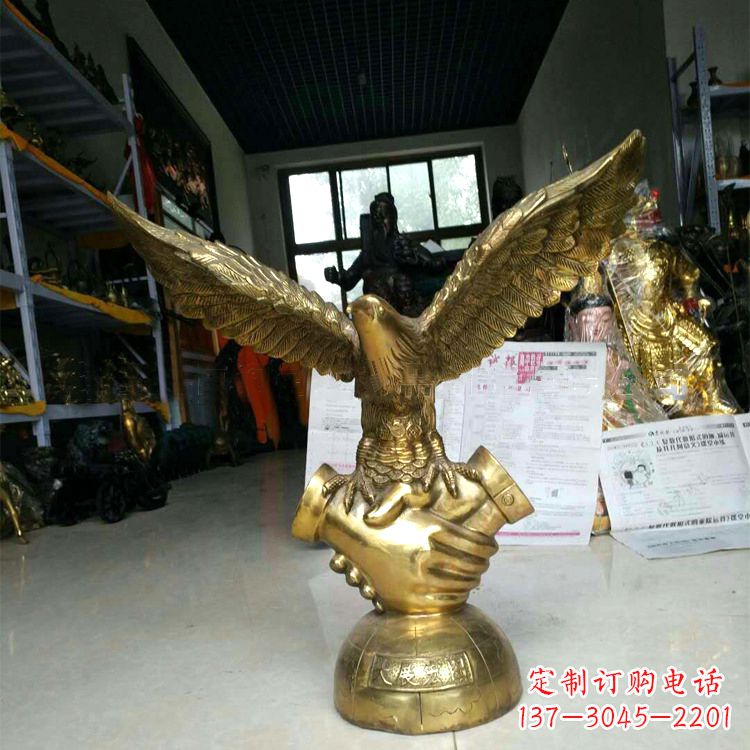 合肥铸铜老鹰雕塑大展宏图
